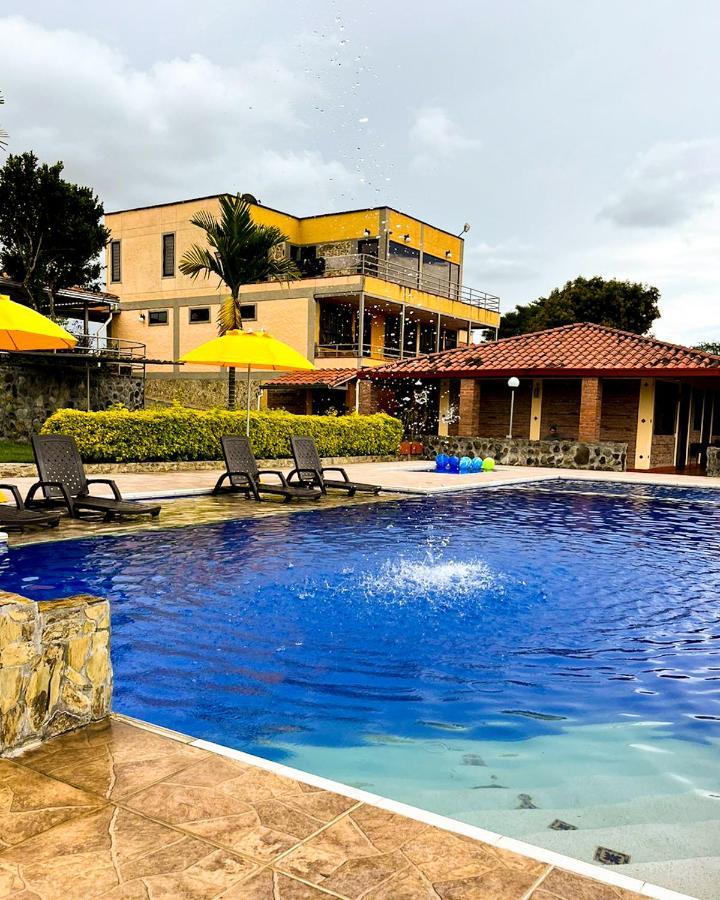 Hotel Campestre Los Mangos Quimbaya Eksteriør bilde