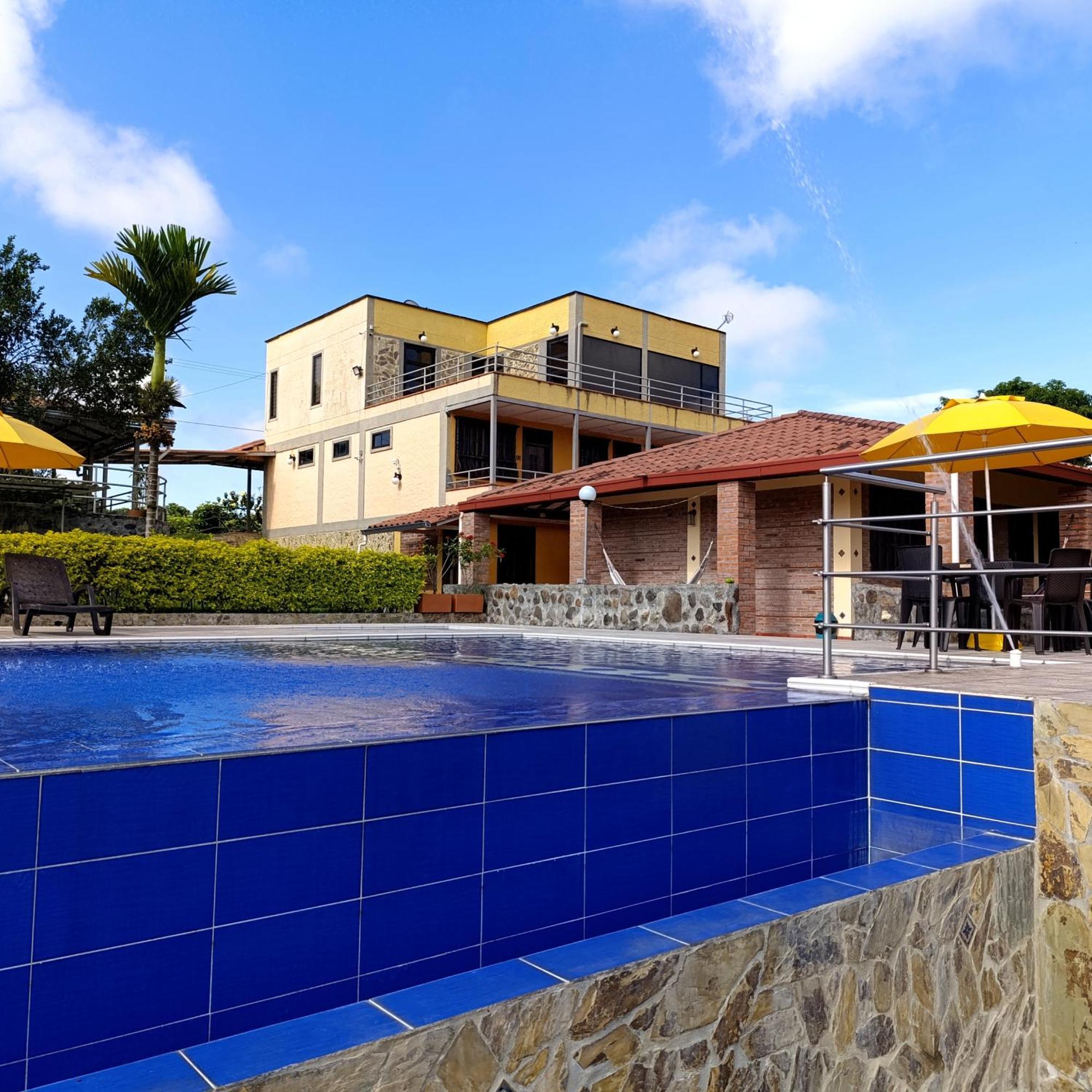 Hotel Campestre Los Mangos Quimbaya Eksteriør bilde