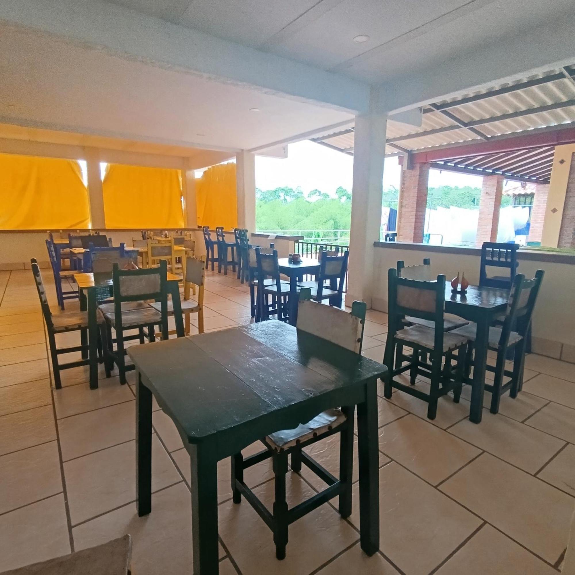 Hotel Campestre Los Mangos Quimbaya Eksteriør bilde