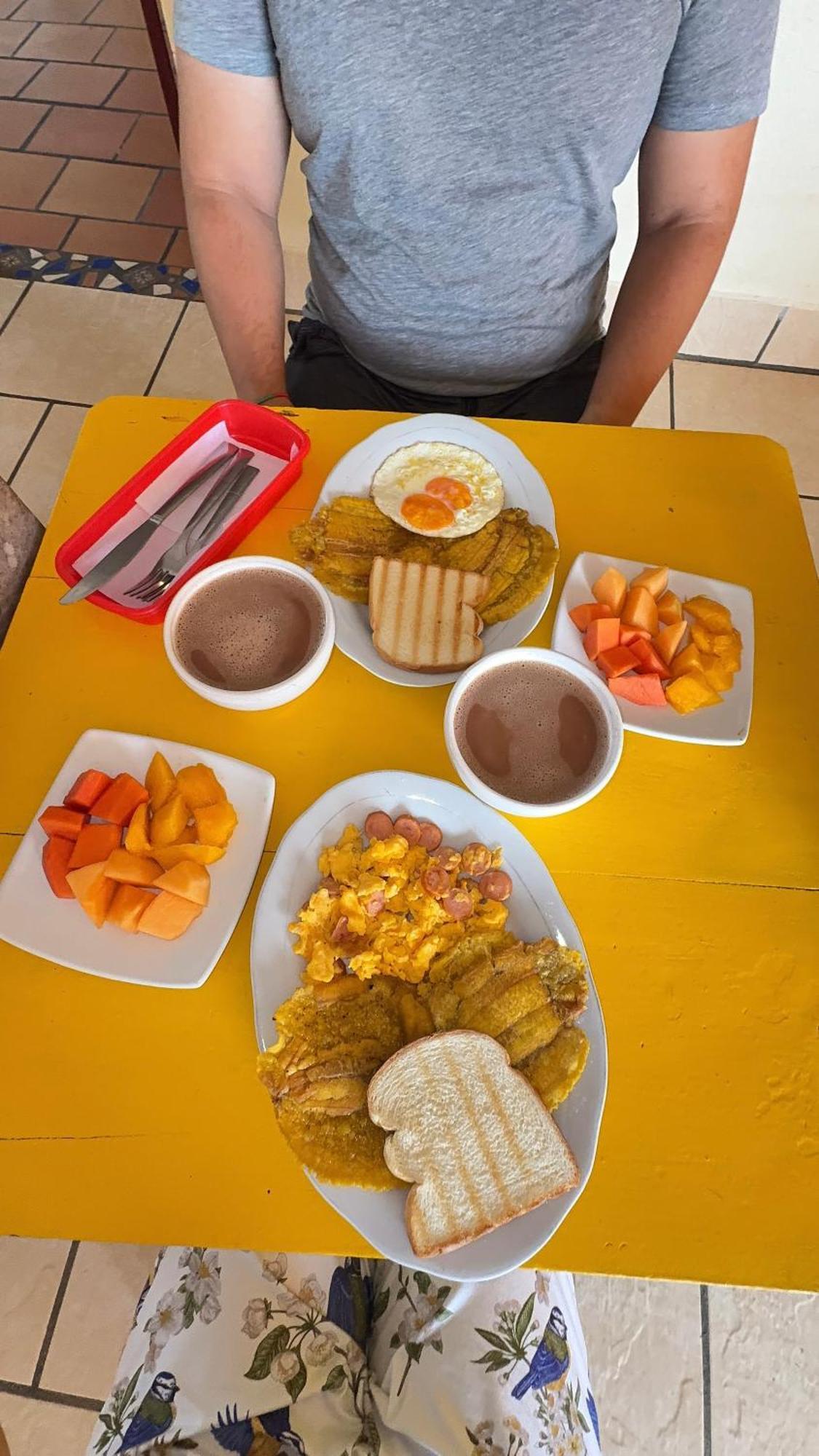 Hotel Campestre Los Mangos Quimbaya Eksteriør bilde